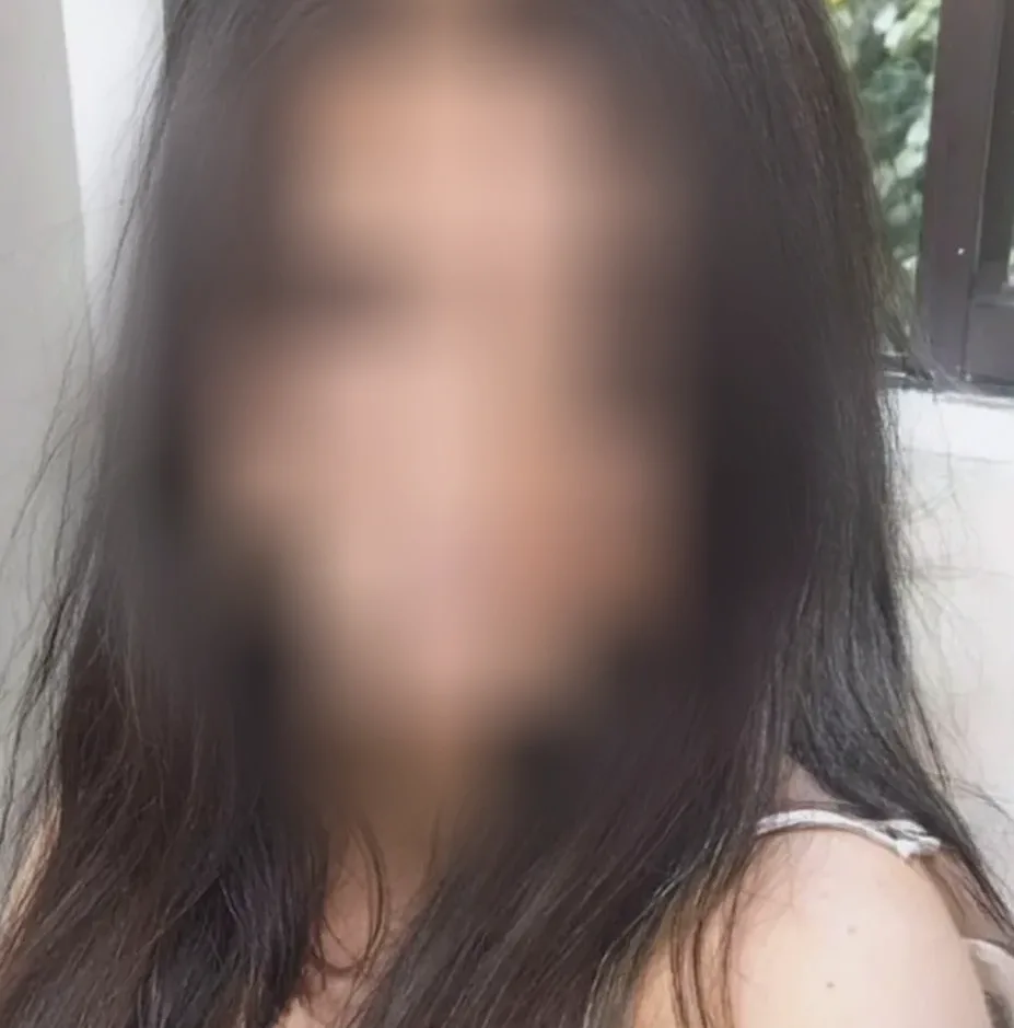Aleksandra, 21
